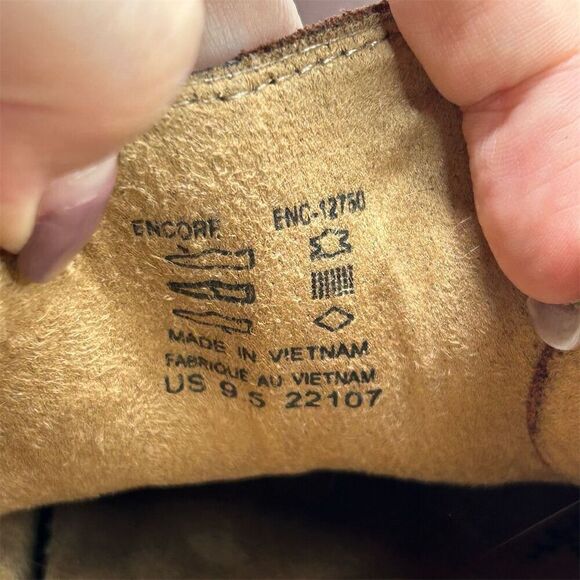 Taos Encore Women's Brown Leather Slip-On Loafers Size 9.5 Casual Fall Buttons - Picture 13 of 14